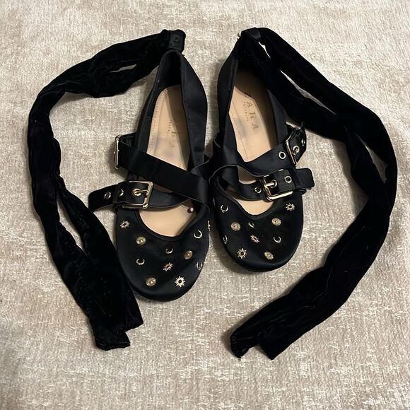 Zara Trafaluc Gothic Ballerina Flats with Ankle Straps - Picture 3 of 10